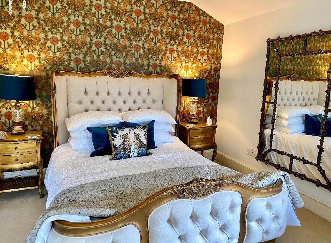 Private Room & Bathroom In Manor House Maybole ภายนอก รูปภาพ