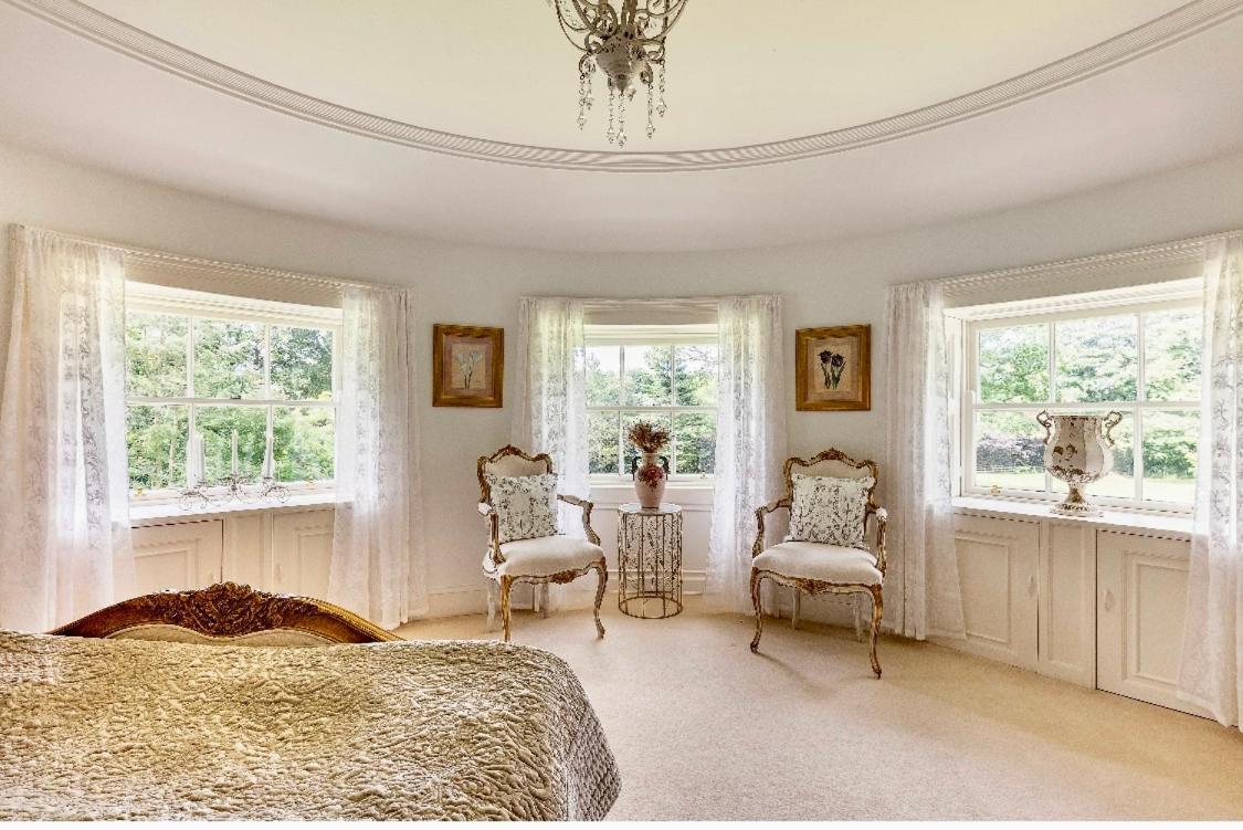 Private Room & Bathroom In Manor House Maybole ภายนอก รูปภาพ