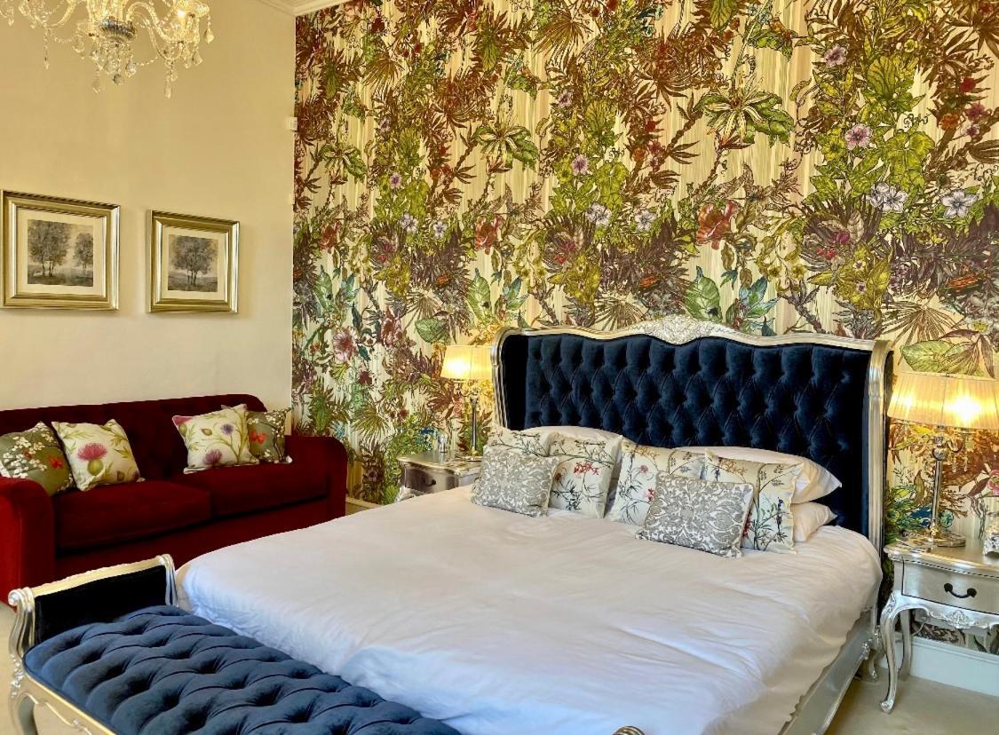 Private Room & Bathroom In Manor House Maybole ภายนอก รูปภาพ